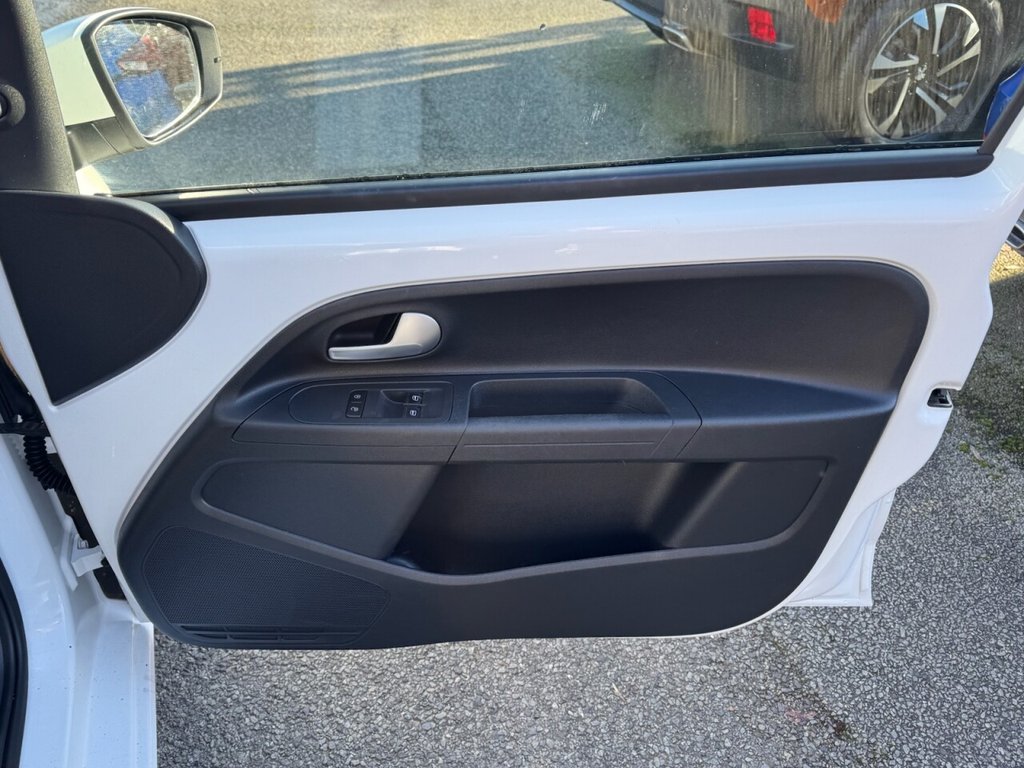 Used Volkswagen up! 2023 for sale - 77558055: Photo 22