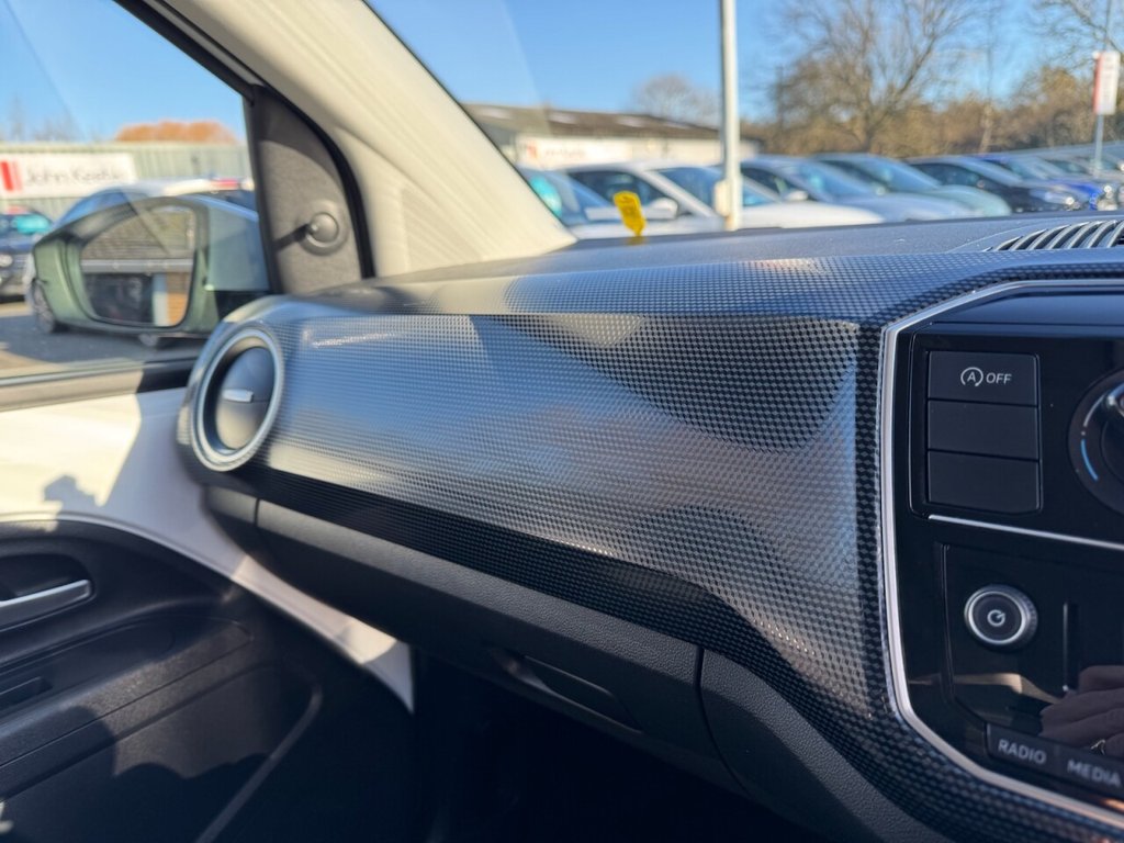 Used Volkswagen up! 2023 for sale - 77558055: Photo 26