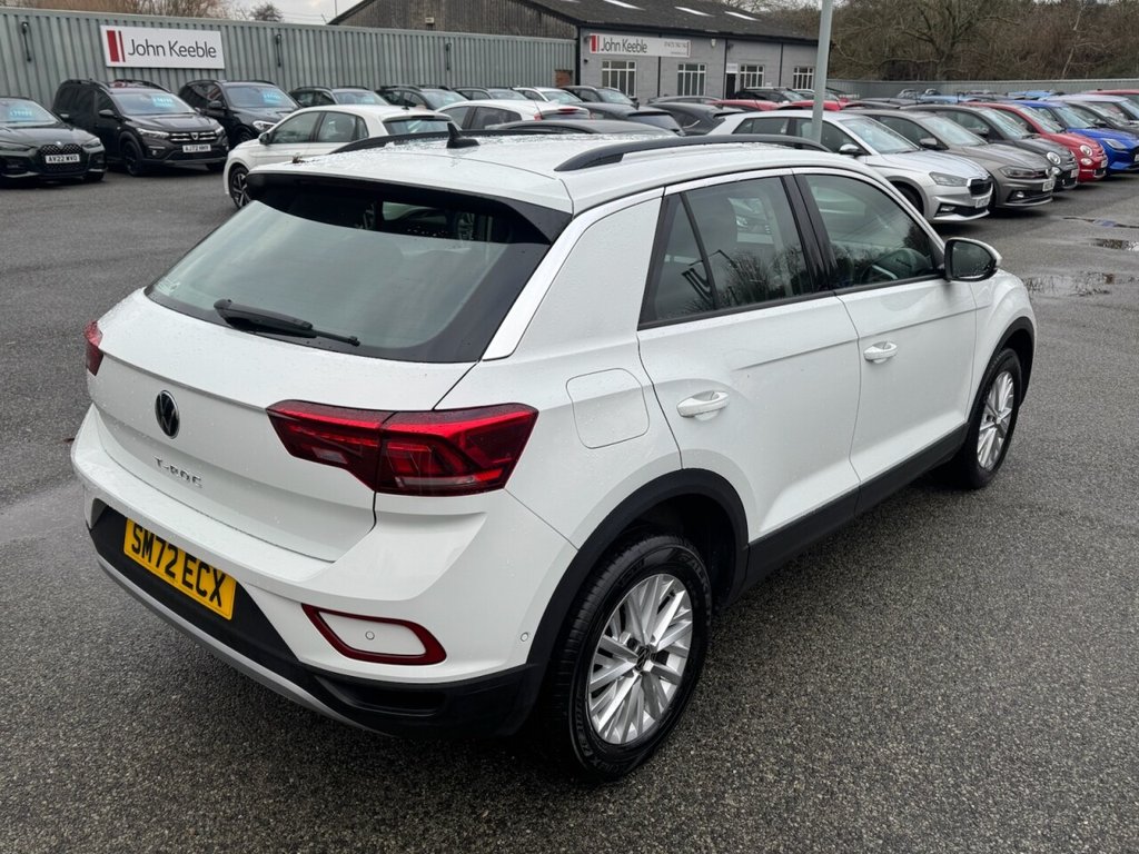 Used Volkswagen T-Roc 2022 for sale - 77250050: Photo 2