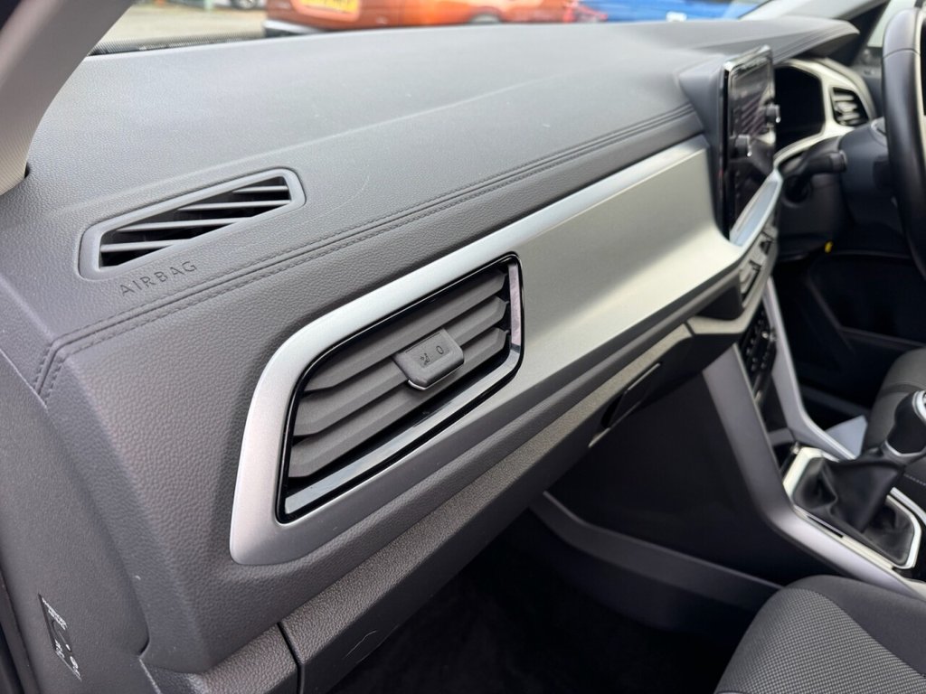 Used Volkswagen T-Roc 2022 for sale - 77250050: Photo 22