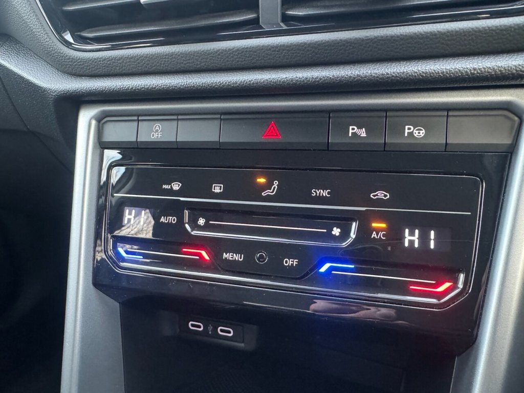 Used Volkswagen T-Roc 2022 for sale - 77250050: Photo 28