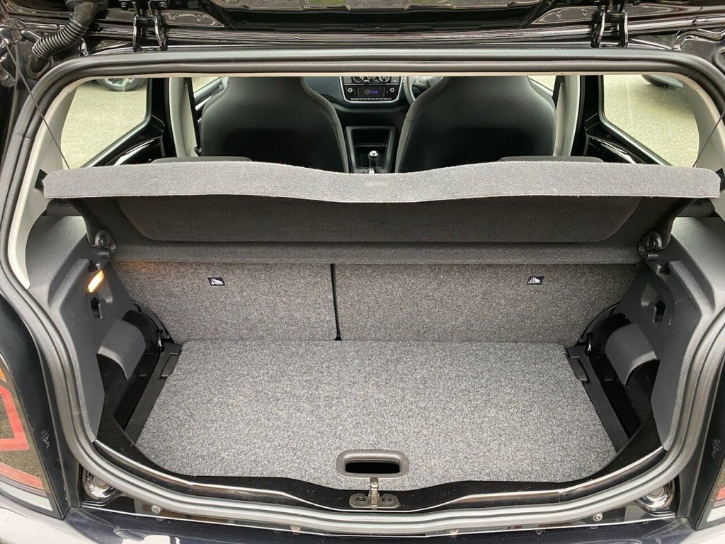 Used Volkswagen up! 2019 for sale - 77642912: Photo 27