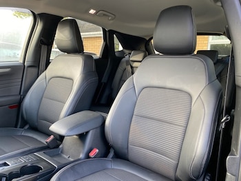 Used Ford Kuga 2022 for sale - 76068334: Photo 2