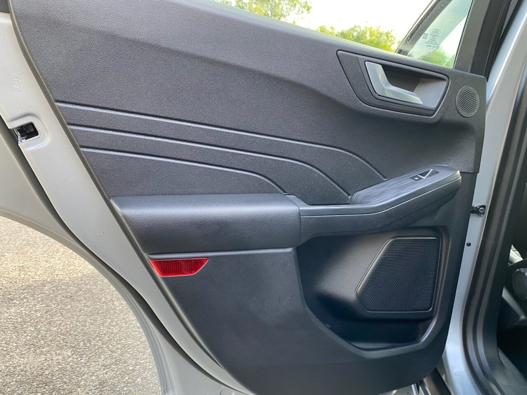 Used Ford Kuga 2022 for sale - 76068334: Photo 31
