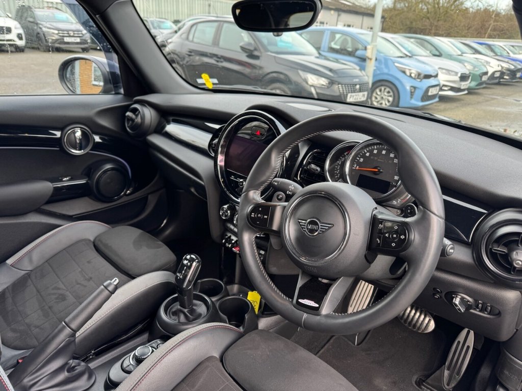 Used MINI Hatch 2022 for sale - 77407744: Photo 15