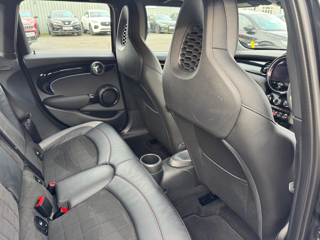 Used MINI Hatch 2022 for sale - 77407744: Photo 17