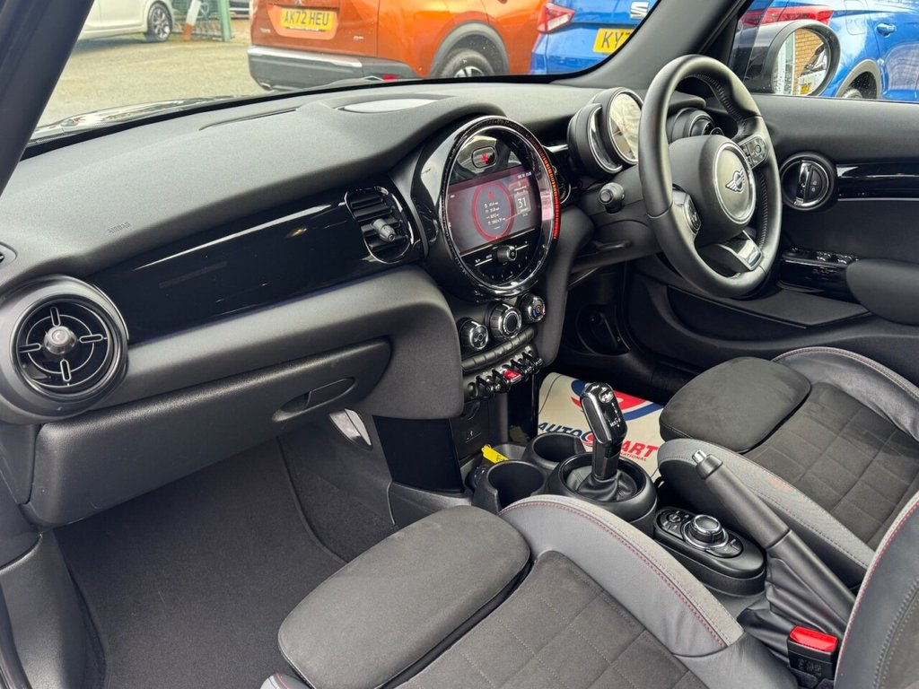 Used MINI Hatch 2022 for sale - 77407744: Photo 4