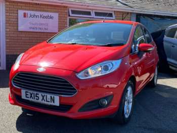 2015 (15) - 1.25 Zetec Hatchback 5dr Petrol Manual Euro 5 (82 ps)