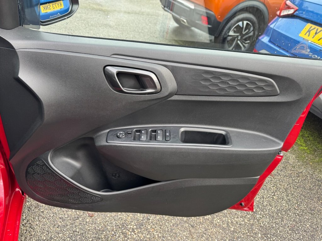 Used Hyundai i10 2022 for sale - 77407740: Photo 14