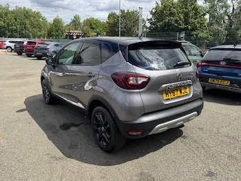 Used Renault Captur 2017 for sale - 79345492: Photo