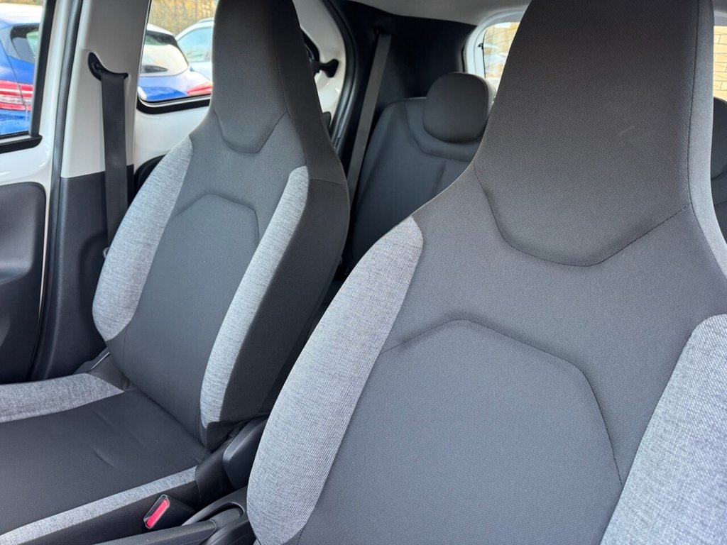 Used Toyota Aygo X 2022 for sale - 77327750: Photo 14