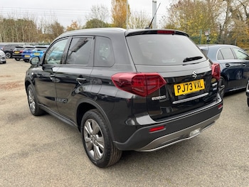 Used Suzuki Vitara 2023 for sale - 76520365: Photo