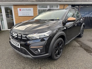 Used Dacia Sandero Stepway 2025 for sale - 77557973: Photo