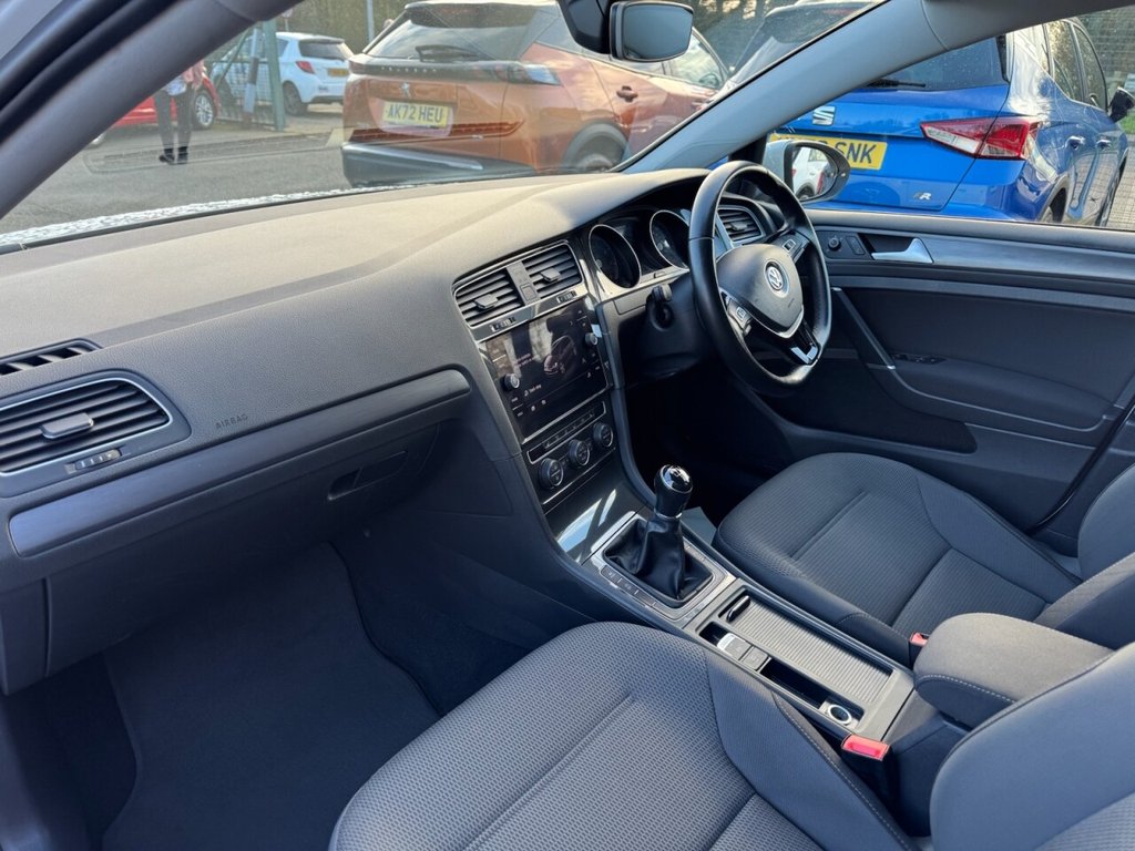 Used Volkswagen Golf 2020 for sale - 77558024: Photo 17