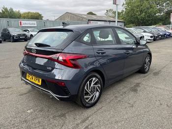 Used Hyundai i20 2024 for sale - 79543601: Photo