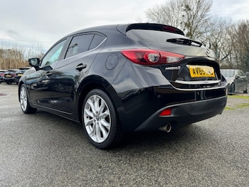 Used Mazda Mazda3 2015 for sale - 77422059: Photo