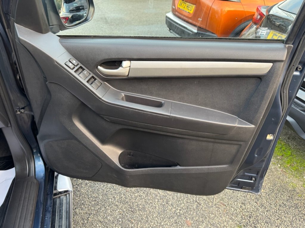 Used Isuzu D-Max 2016 for sale - 77027059: Photo 19