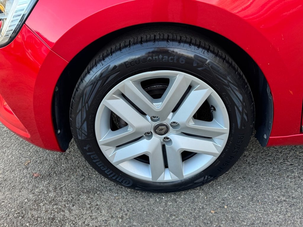 Used Renault Clio 2019 for sale - 76582101: Photo 14