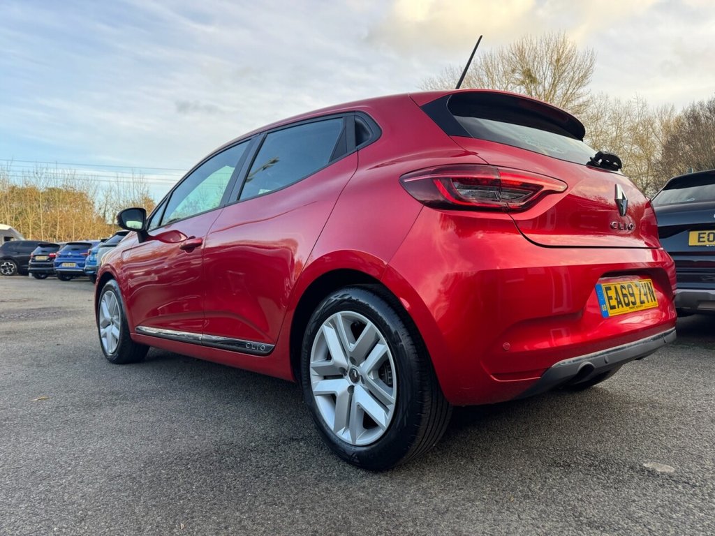 Used Renault Clio 2019 for sale - 76582101: Photo 15