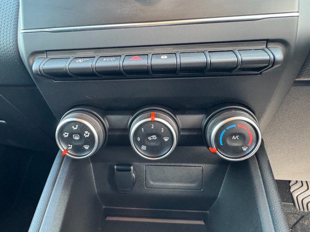 Used Renault Clio 2019 for sale - 76582101: Photo 28