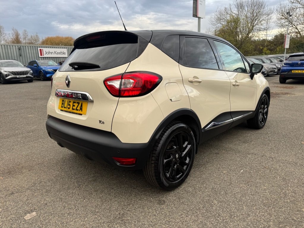 Used Renault Captur 2015 for sale - 76481758: Photo 3
