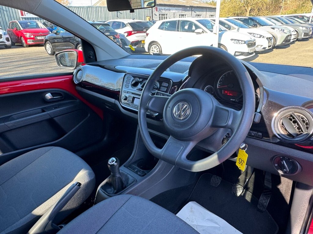 Used Volkswagen up! 2015 for sale - 78016947: Photo 15
