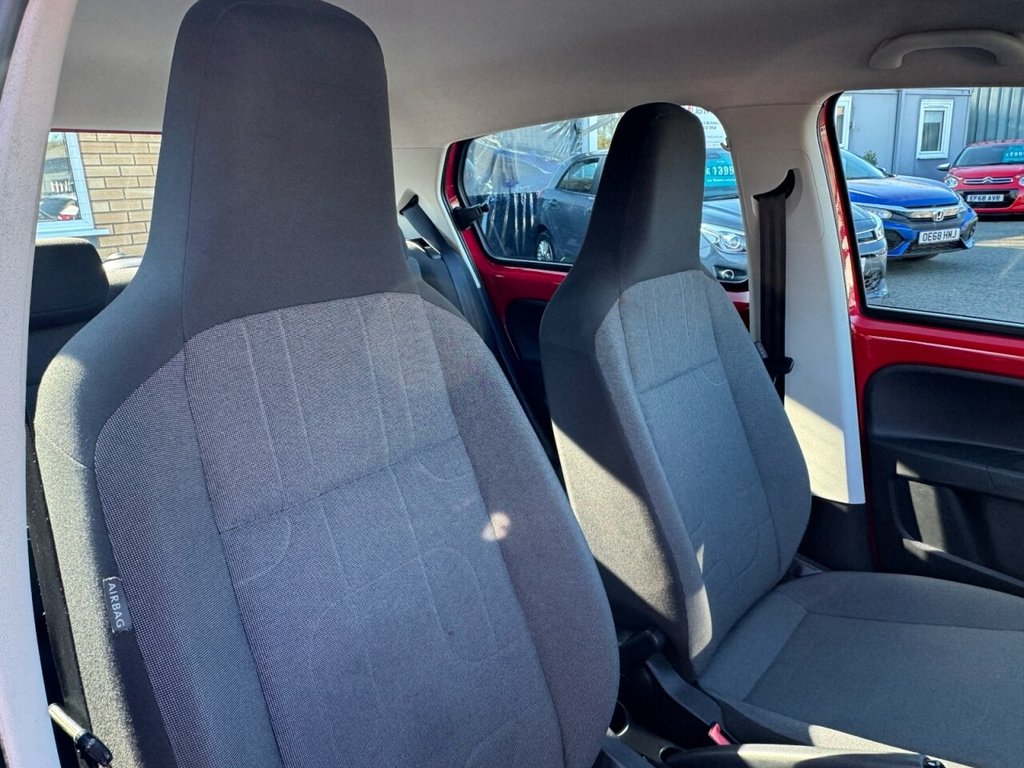 Used Volkswagen up! 2015 for sale - 78016947: Photo 19