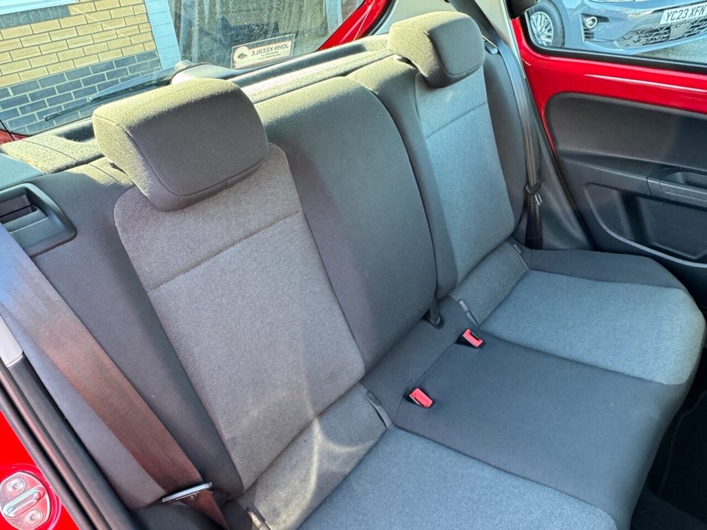 Used Volkswagen up! 2015 for sale - 78016947: Photo 20