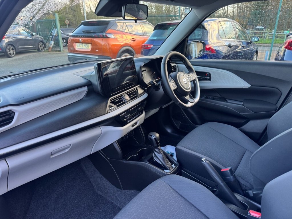 Used Suzuki Swift 2025 for sale - 76909808: Photo 4