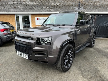 Used Land Rover Defender 110 2025 for sale - 78875032: Photo
