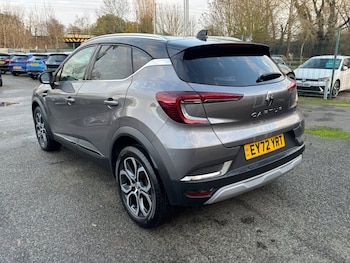 Used Renault Captur 2022 for sale - 77026768: Photo