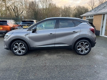 Used Renault Captur 2022 for sale - 77026768: Photo