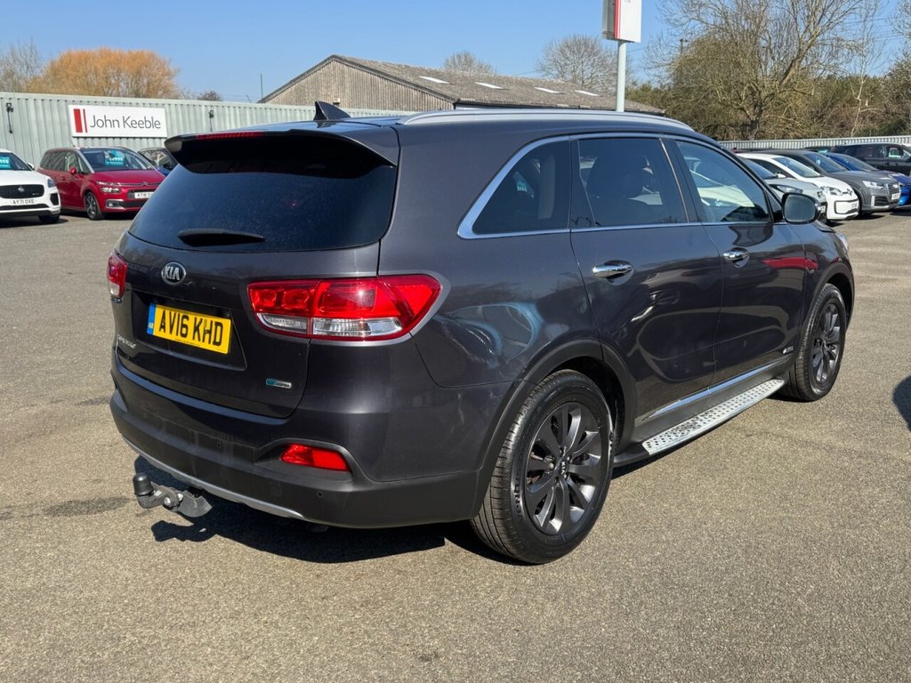 Used Kia Sorento 2016 for sale - 77952347: Photo 2