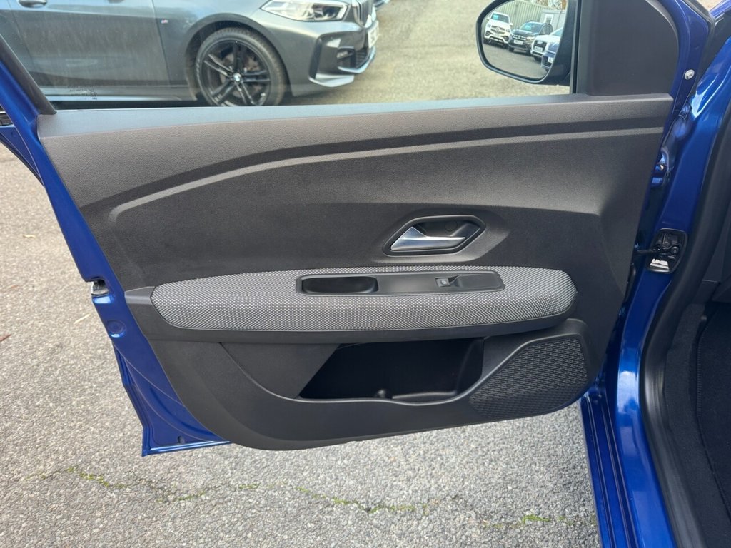 Used Dacia Sandero 2021 for sale - 76582136: Photo 17