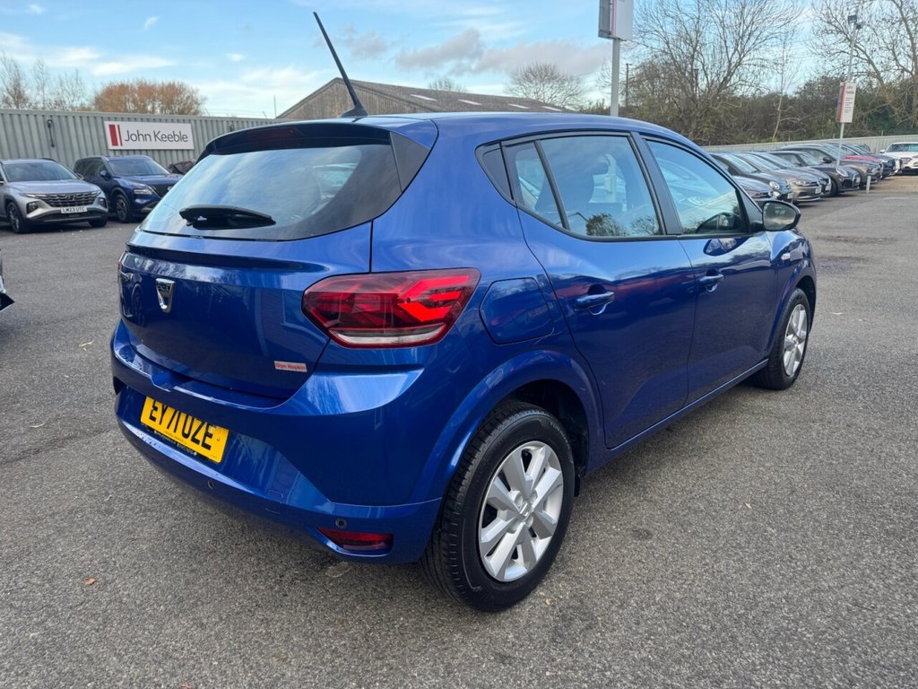 Used Dacia Sandero 2021 for sale - 76582136: Photo 2