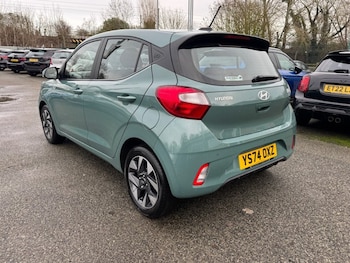 Used Hyundai i10 2024 for sale - 77407950: Photo