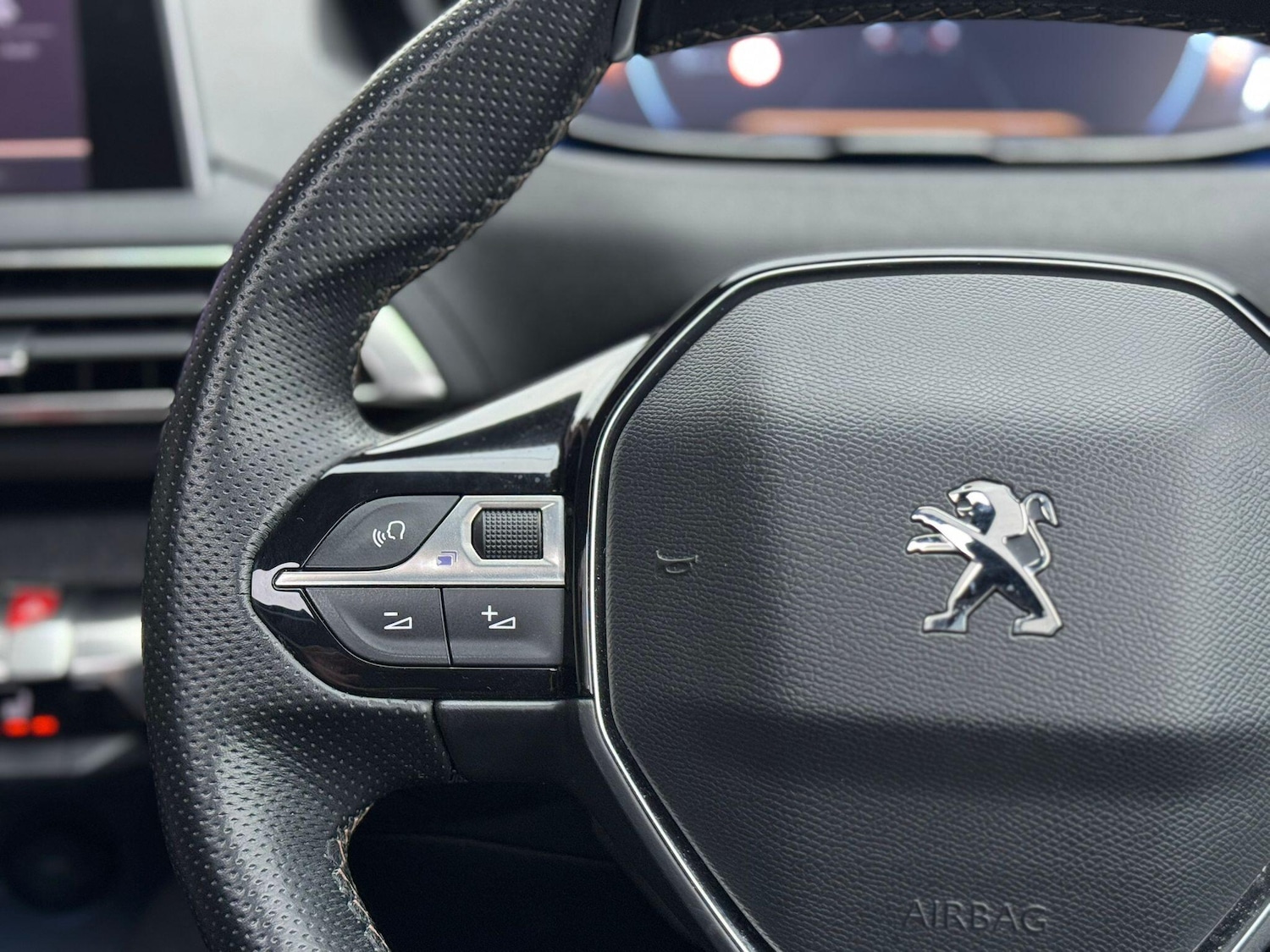 Used Peugeot 5008 2019 for sale - 76786931: Photo 21