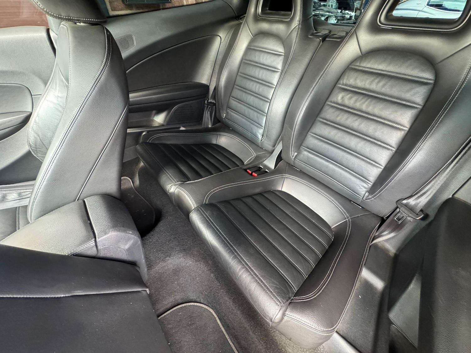 Used Volkswagen Scirocco 2011 for sale - 76786928: Photo 10