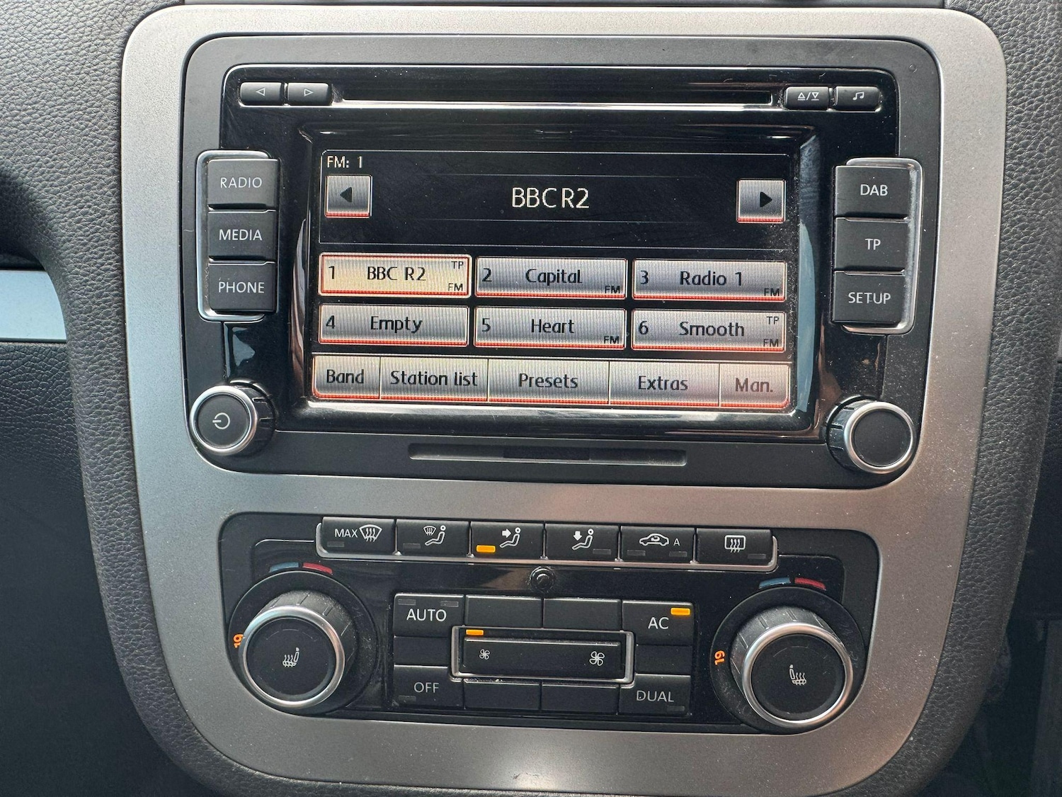 Used Volkswagen Scirocco 2011 for sale - 76786928: Photo 13