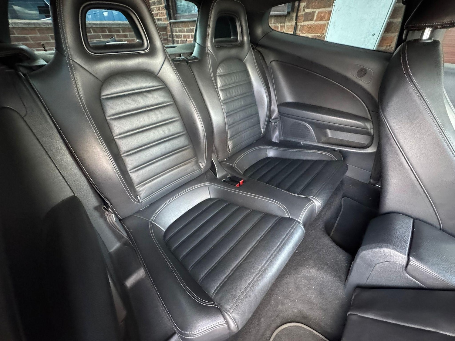 Used Volkswagen Scirocco 2011 for sale - 76786928: Photo 8