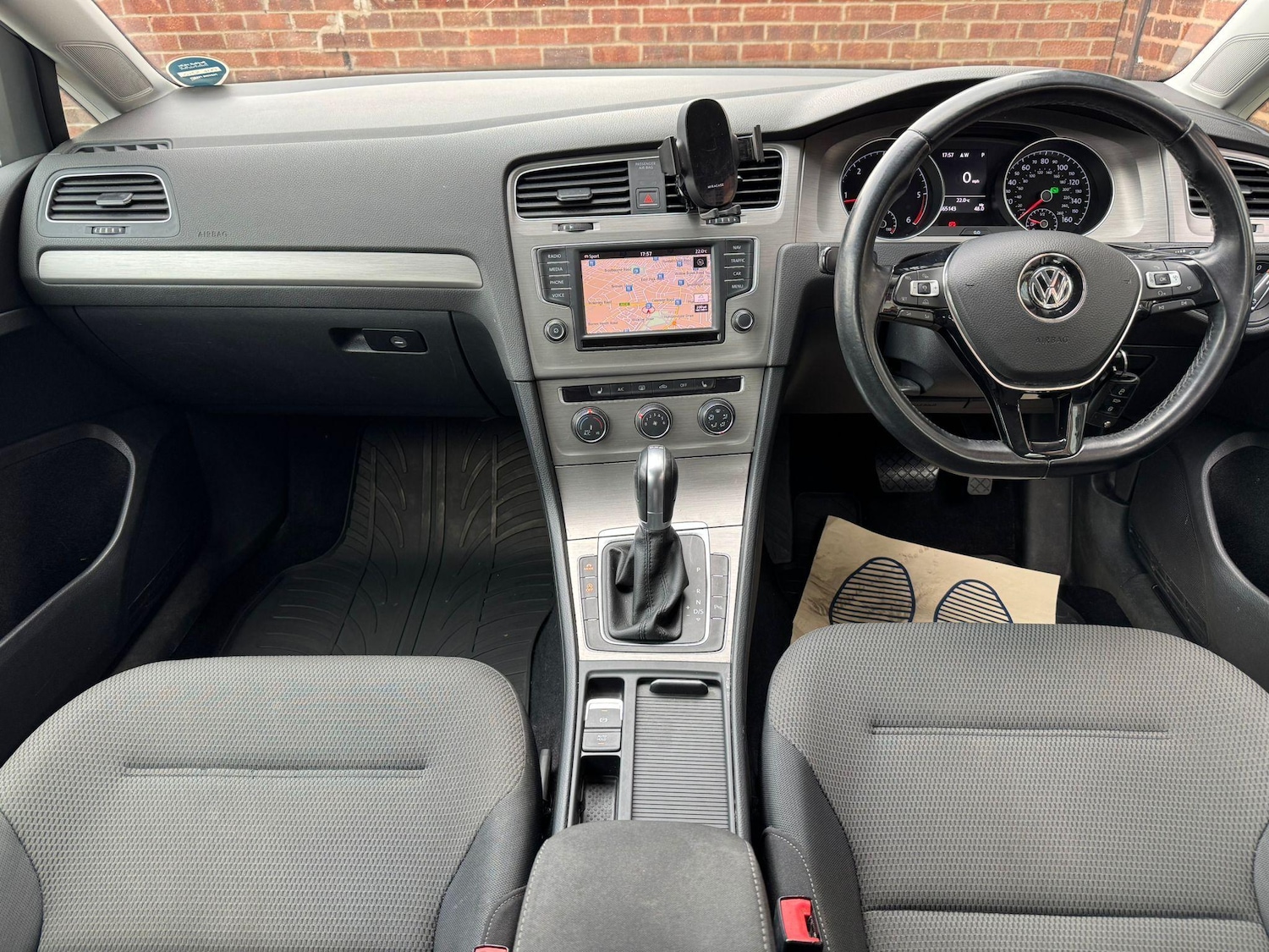 Used Volkswagen Golf 2016 for sale - 76786534: Photo 11