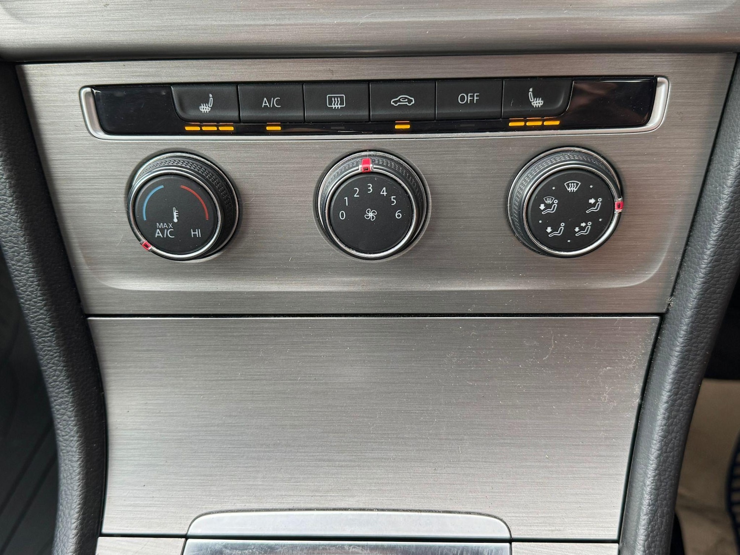 Used Volkswagen Golf 2016 for sale - 76786534: Photo 16