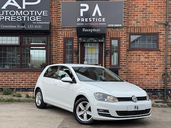 Used Volkswagen Golf 2016 for sale - 76786534: Photo