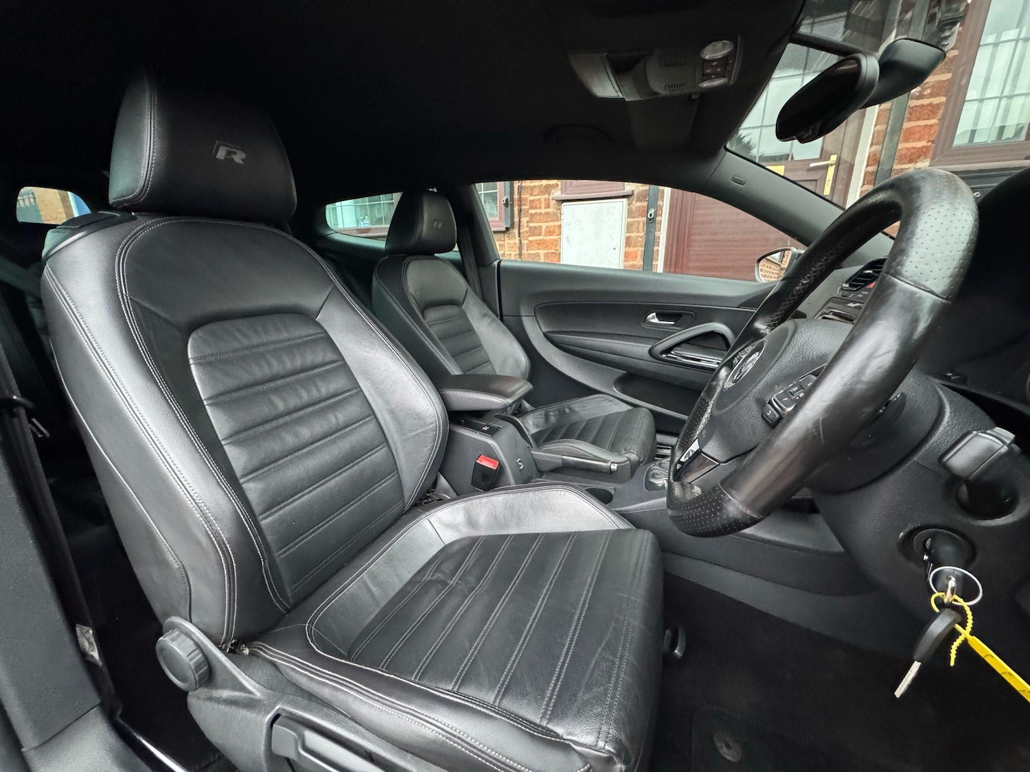 Used Volkswagen Scirocco 2011 for sale - 76786620: Photo 8