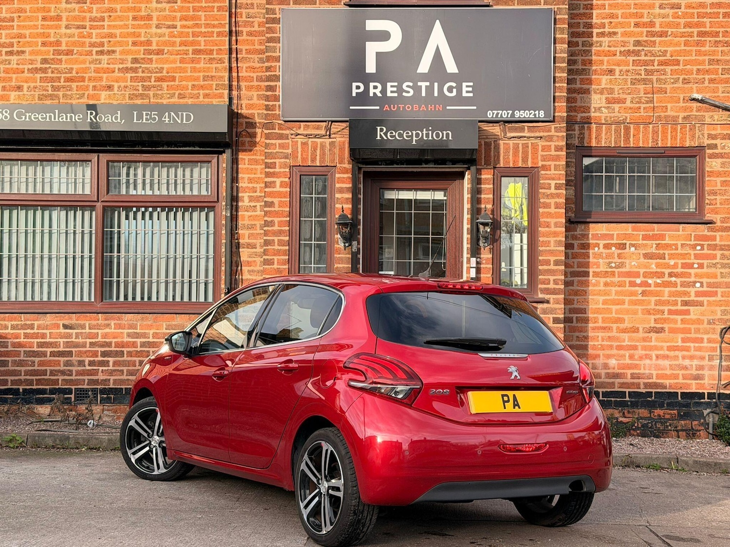 Used Peugeot 208 2017 for sale - 76942559: Photo 4