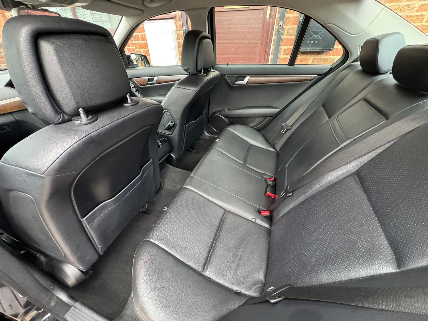 Used Mercedes-Benz C Class 2012 for sale - 76942330: Photo 10