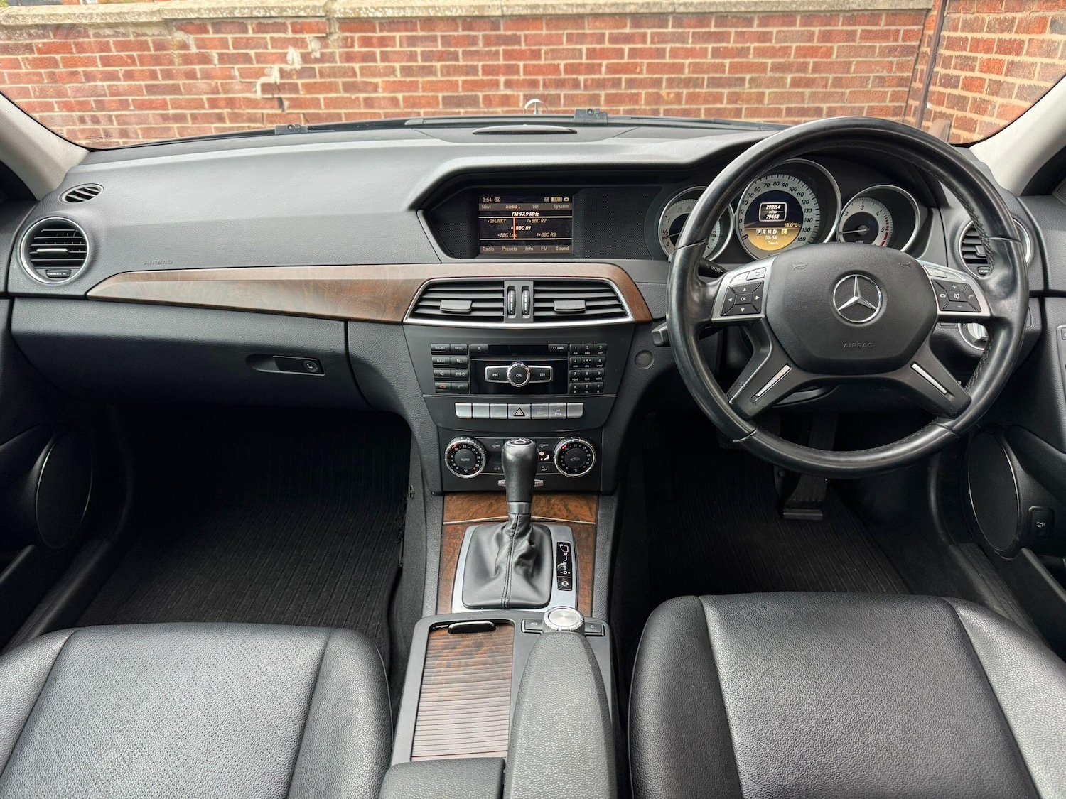 Used Mercedes-Benz C Class 2012 for sale - 76942330: Photo 11
