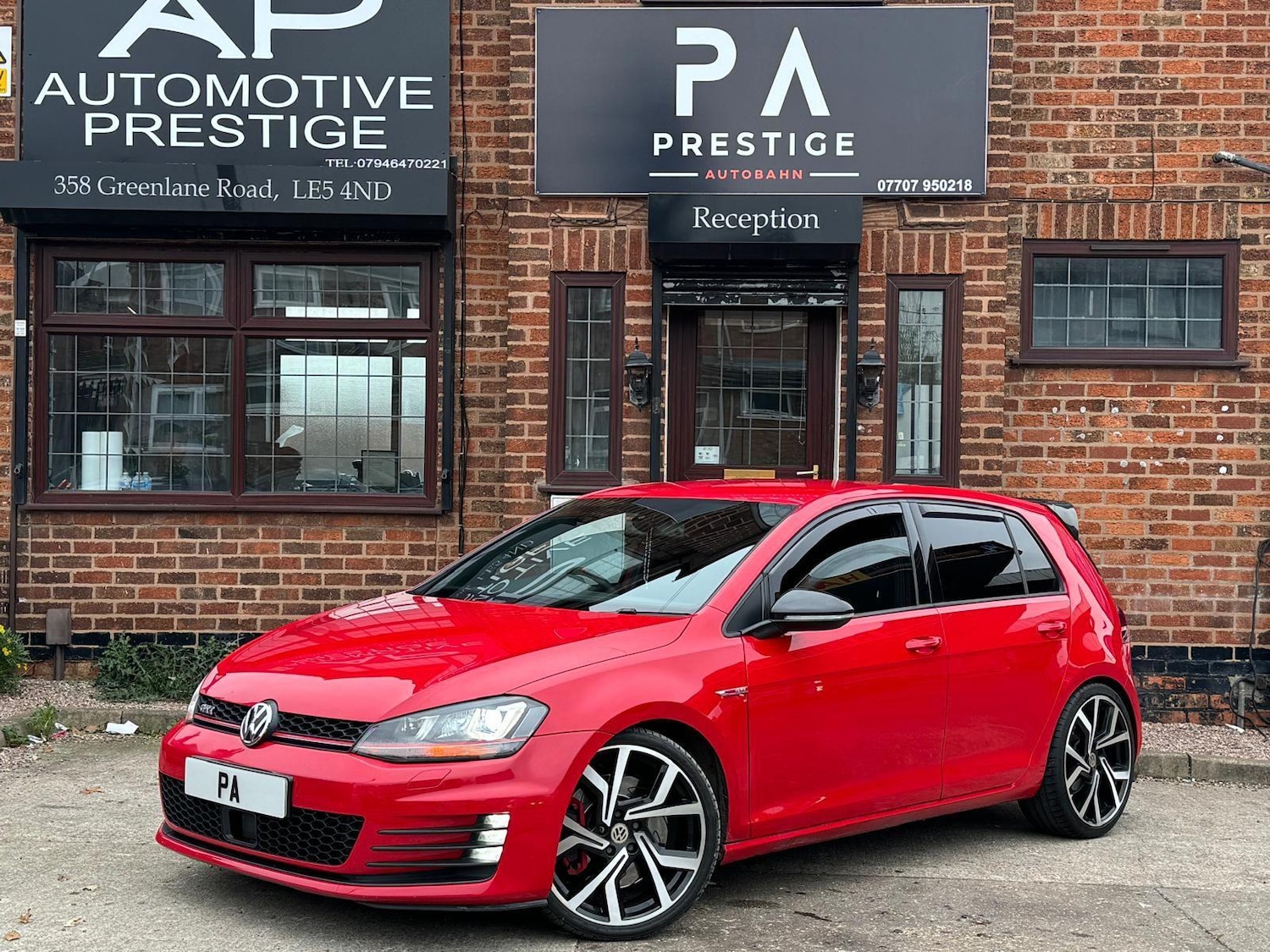 Used Volkswagen Golf 2013 for sale - 76786782: Photo 3