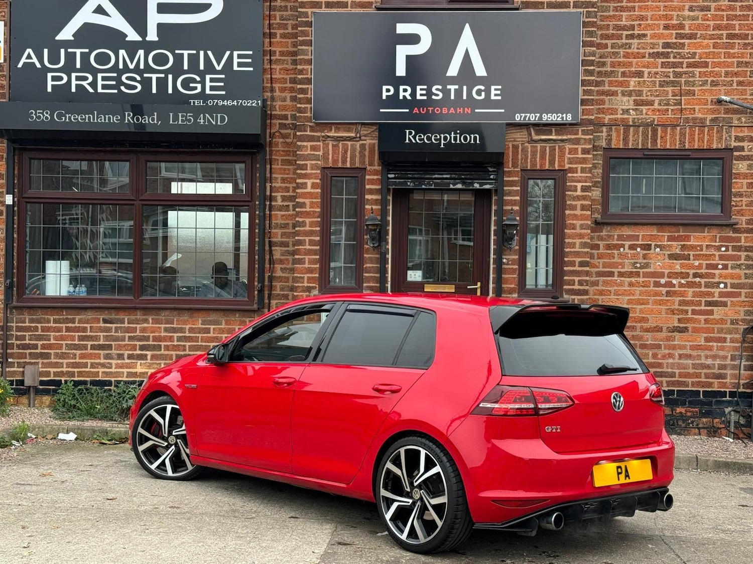 Used Volkswagen Golf 2013 for sale - 76786782: Photo 4