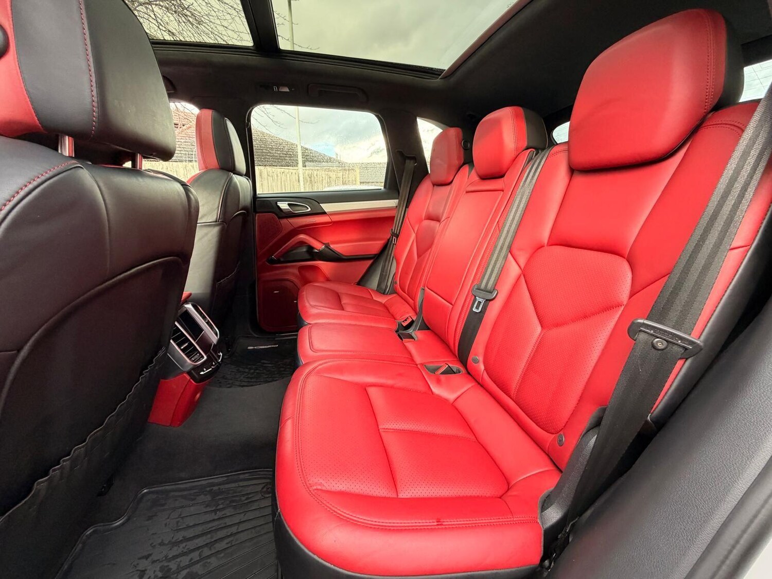 Used Porsche Cayenne 2015 for sale - 77575026: Photo 13